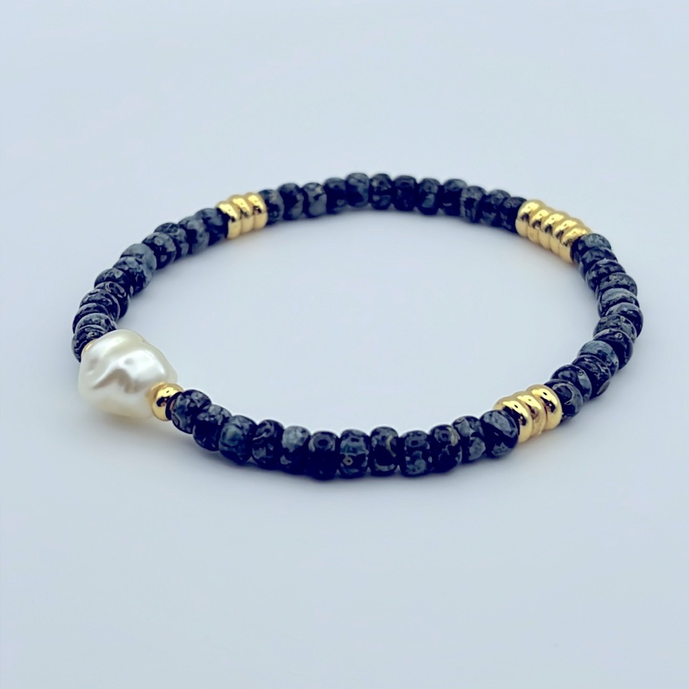 STRECHY BLACK PICASSO BRACELET